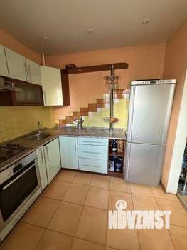 2-к квартира, вторичка, 45м2, 1/4 этаж