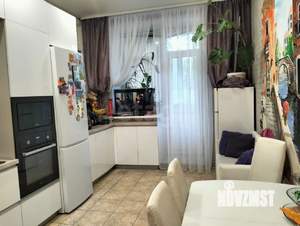 2-к квартира, вторичка, 90м2, 1/4 этаж