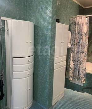 4-к квартира, вторичка, 166м2, 1/5 этаж