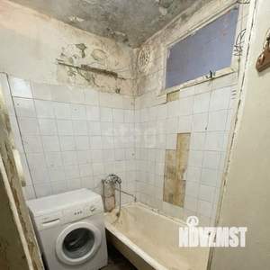 2-к квартира, вторичка, 42м2, 1/5 этаж