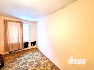 4-к квартира, вторичка, 64м2, 5/5 этаж