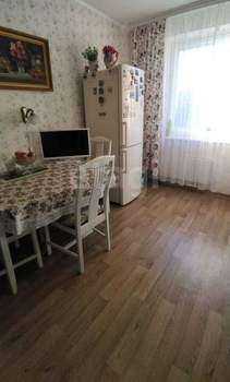 2-к квартира, вторичка, 72м2, 4/10 этаж