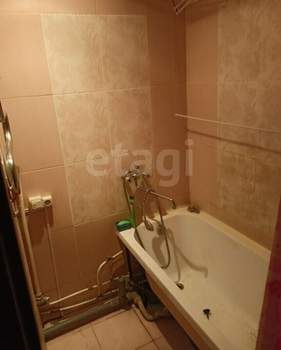 2-к квартира, вторичка, 47м2, 1/5 этаж