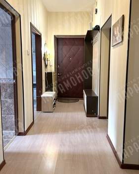 4-к квартира, вторичка, 101м2, 2/5 этаж