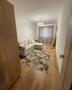 2-к квартира, вторичка, 57м2, 7/18 этаж