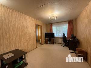 2-к квартира, вторичка, 44м2, 1/4 этаж