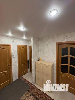 3-к квартира, вторичка, 70м2, 1/9 этаж