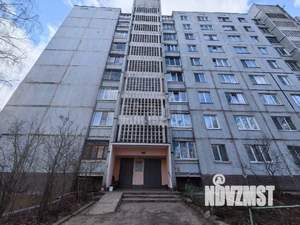 2-к квартира, вторичка, 57м2, 1/9 этаж