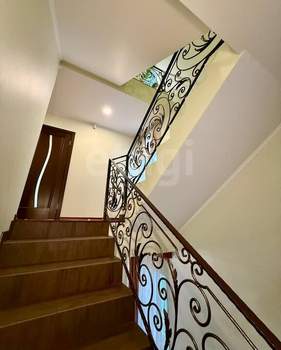 6-к квартира, вторичка, 217м2, 1/3 этаж