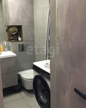 1-к квартира, вторичка, 38м2, 4/4 этаж