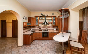 3-к квартира, вторичка, 175м2, 5/6 этаж