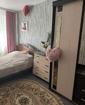 3-к квартира, вторичка, 56м2, 1/2 этаж