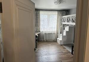 2-к квартира, вторичка, 64м2, 1/4 этаж