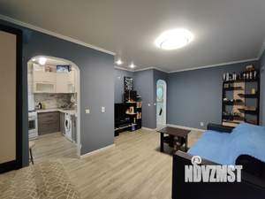 2-к квартира, вторичка, 42м2, 1/4 этаж