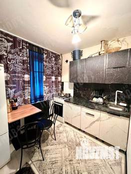 3-к квартира, вторичка, 55м2, 1/4 этаж