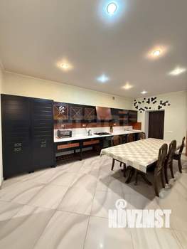 6-к квартира, вторичка, 217м2, 1/3 этаж