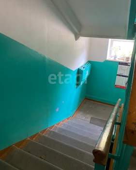 2-к квартира, вторичка, 47м2, 1/5 этаж