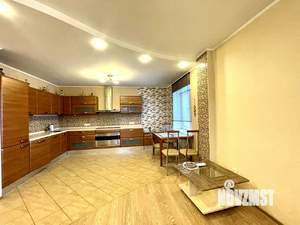 3-к квартира, вторичка, 97м2, 7/14 этаж