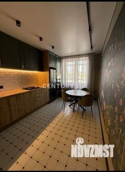 2-к квартира, вторичка, 65м2, 1/4 этаж