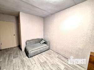 2-к квартира, вторичка, 44м2, 1/4 этаж