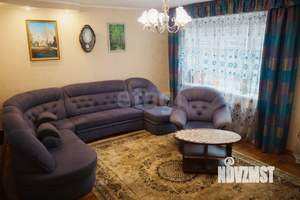 3-к квартира, вторичка, 180м2, 1/4 этаж