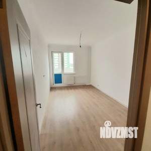 2-к квартира, вторичка, 57м2, 9/18 этаж