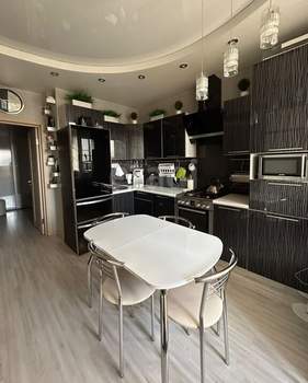 2-к квартира, вторичка, 61м2, 9/11 этаж