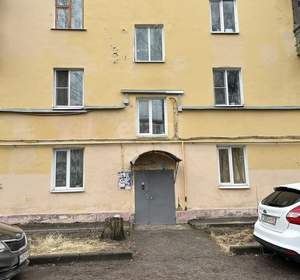2-к квартира, вторичка, 47м2, 1/4 этаж