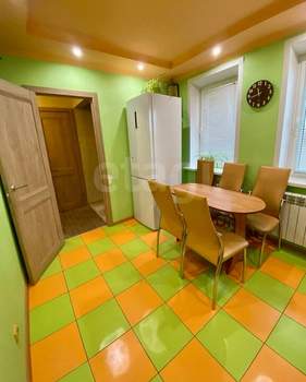 4-к квартира, вторичка, 145м2, 1/2 этаж