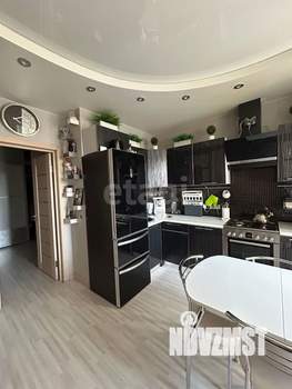 2-к квартира, вторичка, 61м2, 9/11 этаж