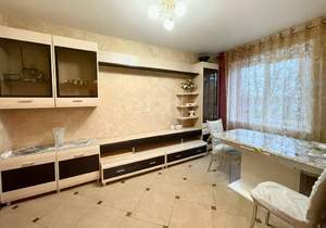 4-к квартира, вторичка, 93м2, 3/9 этаж