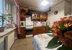 4-к квартира, вторичка, 92м2, 2/5 этаж