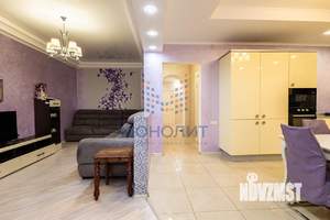 4-к квартира, вторичка, 148м2, 2/5 этаж