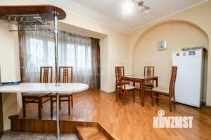 3-к квартира, вторичка, 175м2, 5/6 этаж
