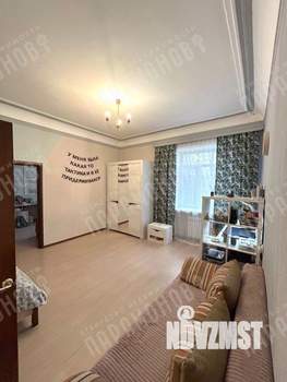 4-к квартира, вторичка, 101м2, 2/5 этаж