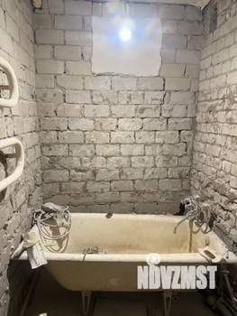 2-к квартира, вторичка, 44м2, 1/4 этаж