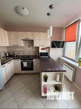 2-к квартира, вторичка, 67м2, 9/13 этаж