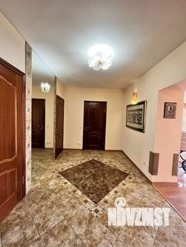 3-к квартира, вторичка, 100м2, 9/10 этаж