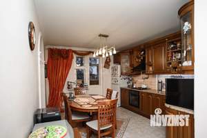 4-к квартира, вторичка, 114м2, 3/10 этаж