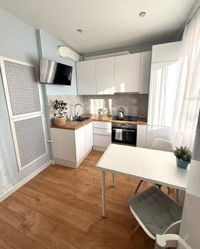 2-к квартира, вторичка, 62м2, 9/12 этаж