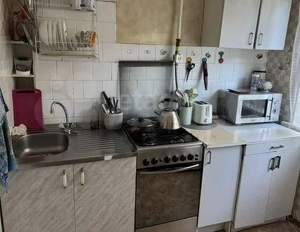 4-к квартира, вторичка, 61м2, 1/5 этаж