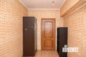 3-к квартира, вторичка, 55м2, 1/4 этаж