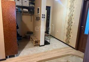 3-к квартира, вторичка, 77м2, 2/2 этаж