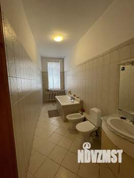 5-к квартира, вторичка, 166м2, 2/5 этаж