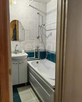 3-к квартира, вторичка, 60м2, 1/12 этаж